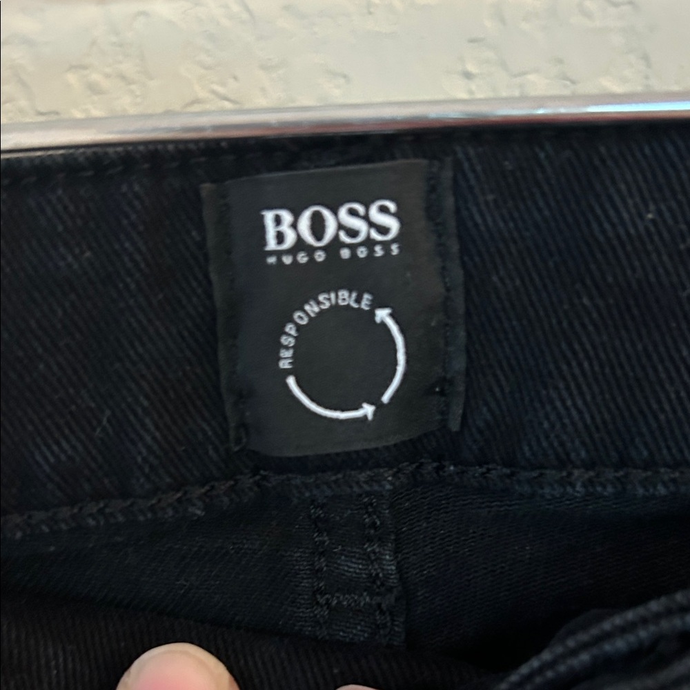 Hugo Boss Cashmere-Touch Denim Men's Black Jeans - Picture 2 of 14